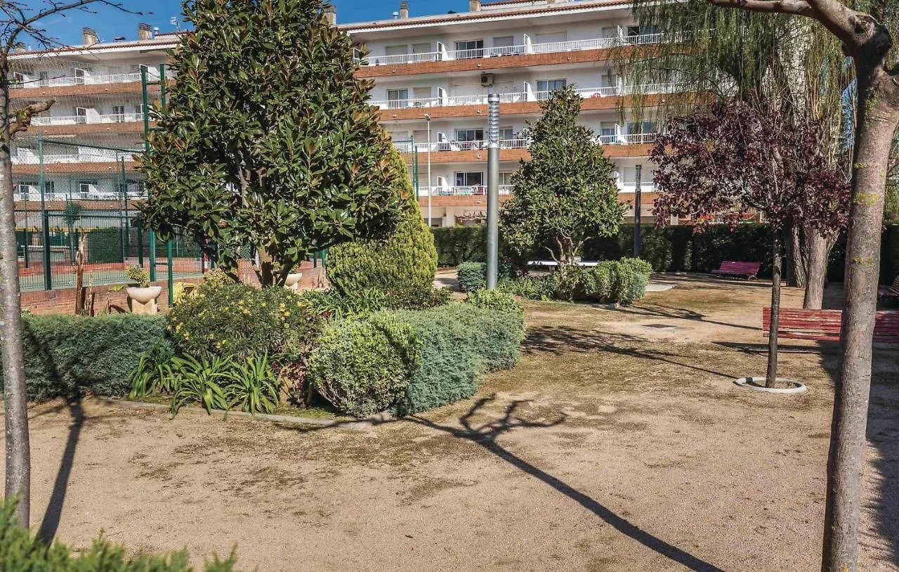 Nice Apartment In Blanes With Kitchen 西班牙