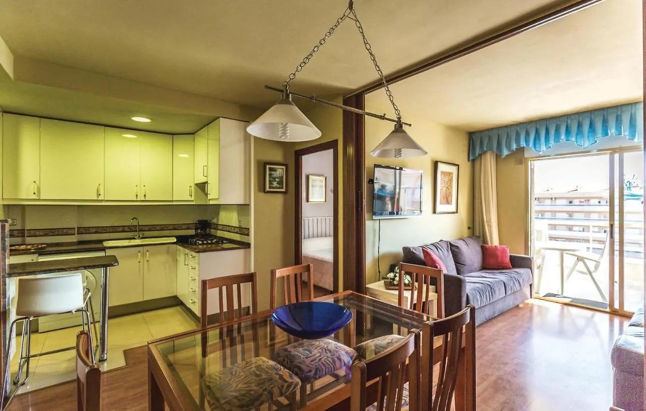 Nice Apartment In Blanes With Kitchen 0*,