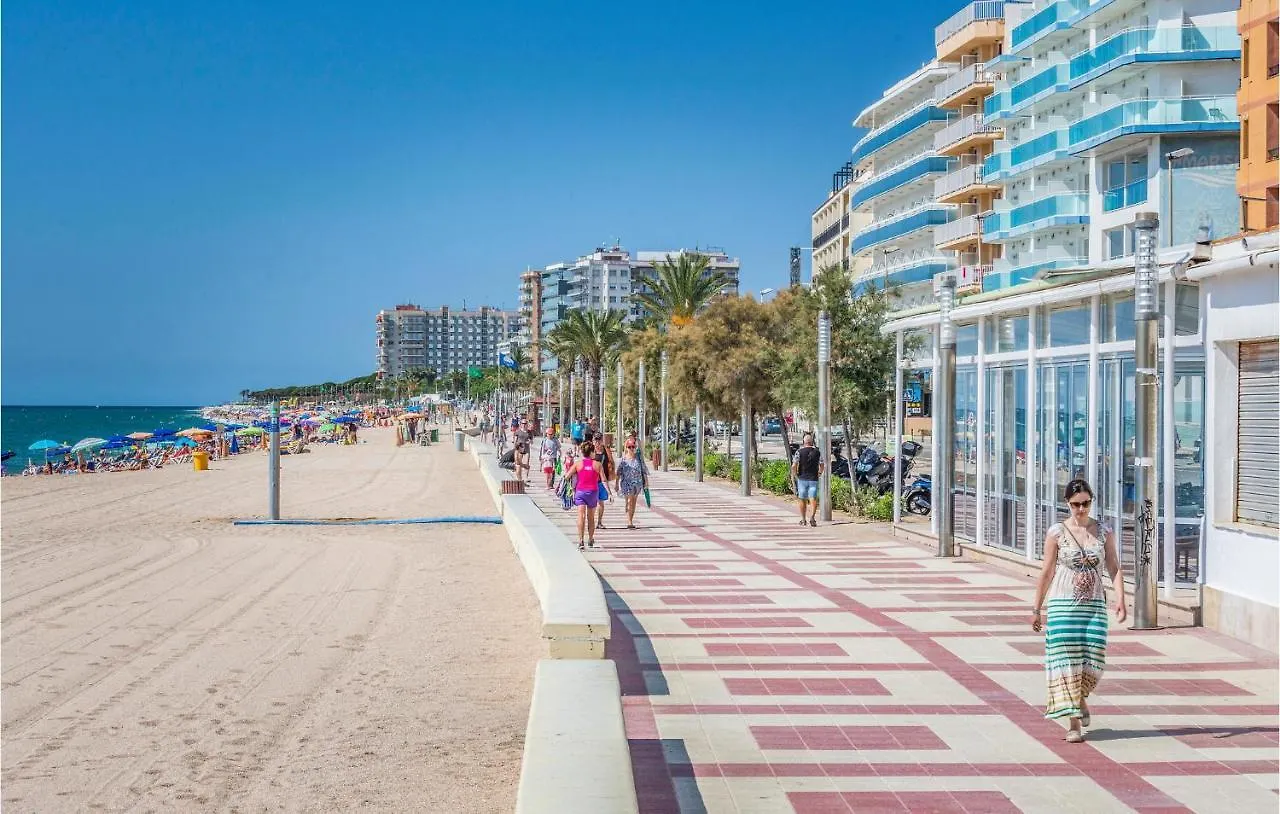 Nice Apartment In Blanes With Kitchen İspanya